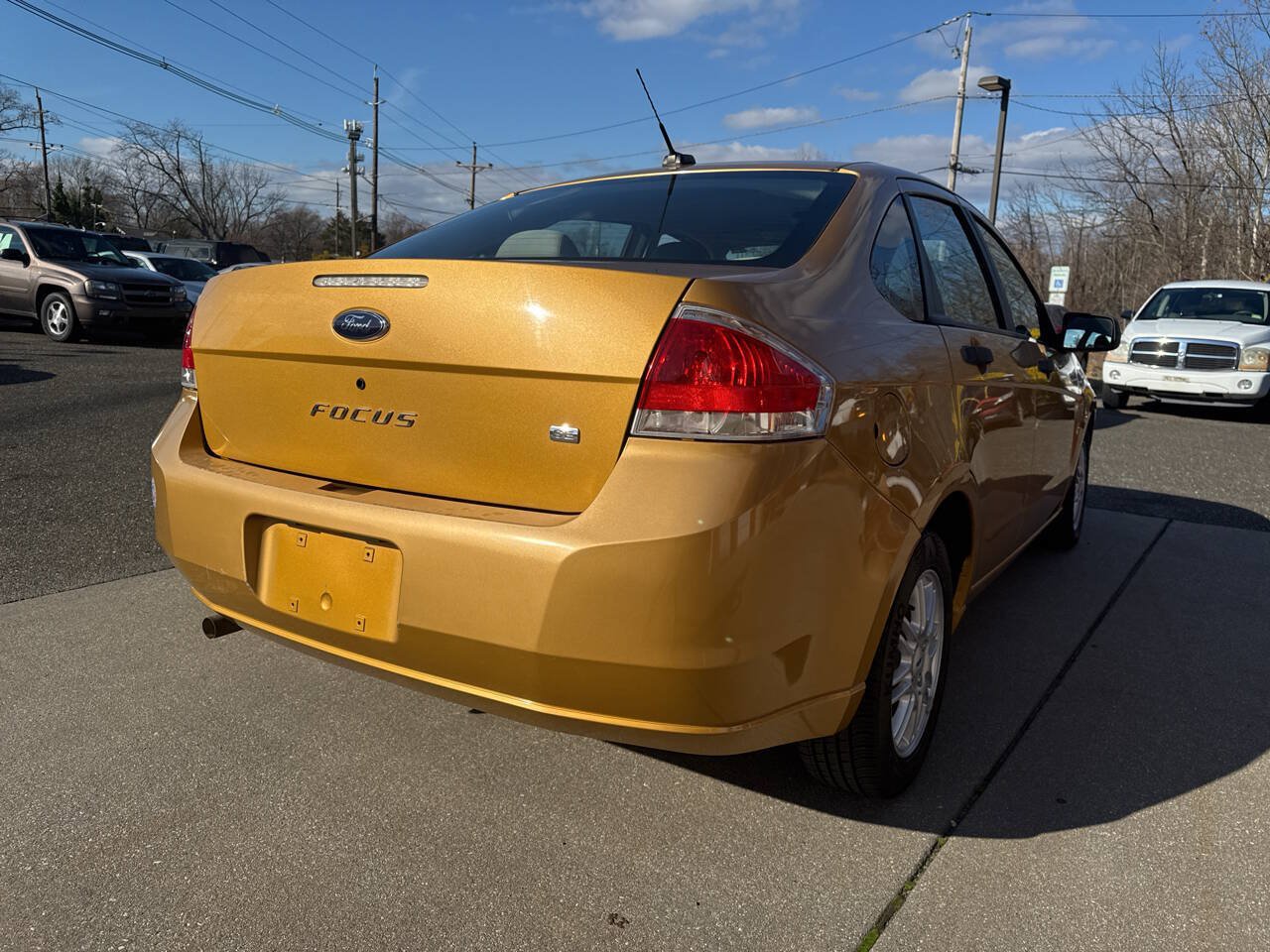 Used 2009 Ford Focus SE FWD image 15