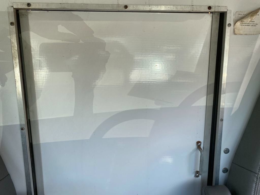 Used 2017 GMC Savana 3500 Extended RWD image 14