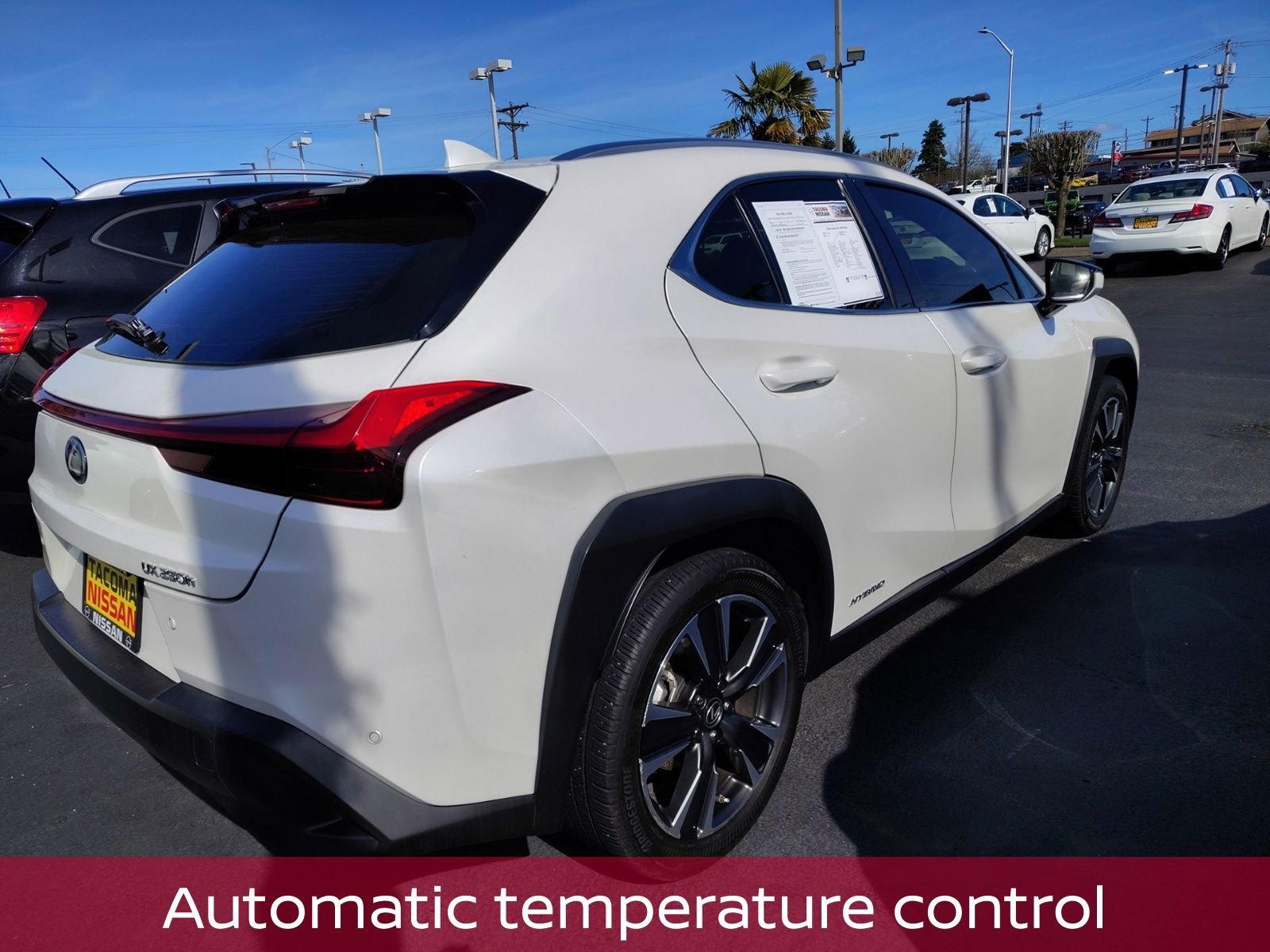 Used 2020 Lexus UX 250h w/ Premium Package image 4