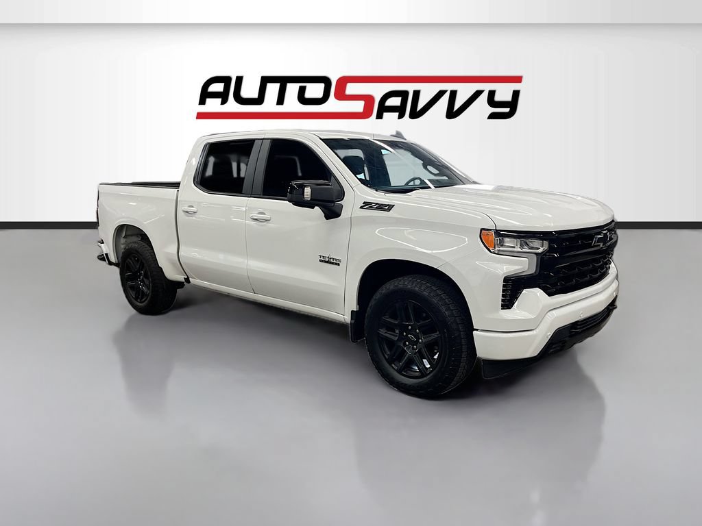 Used 2025 Chevrolet Silverado 1500 RST w/ Convenience Package II AWD/4WD image 1