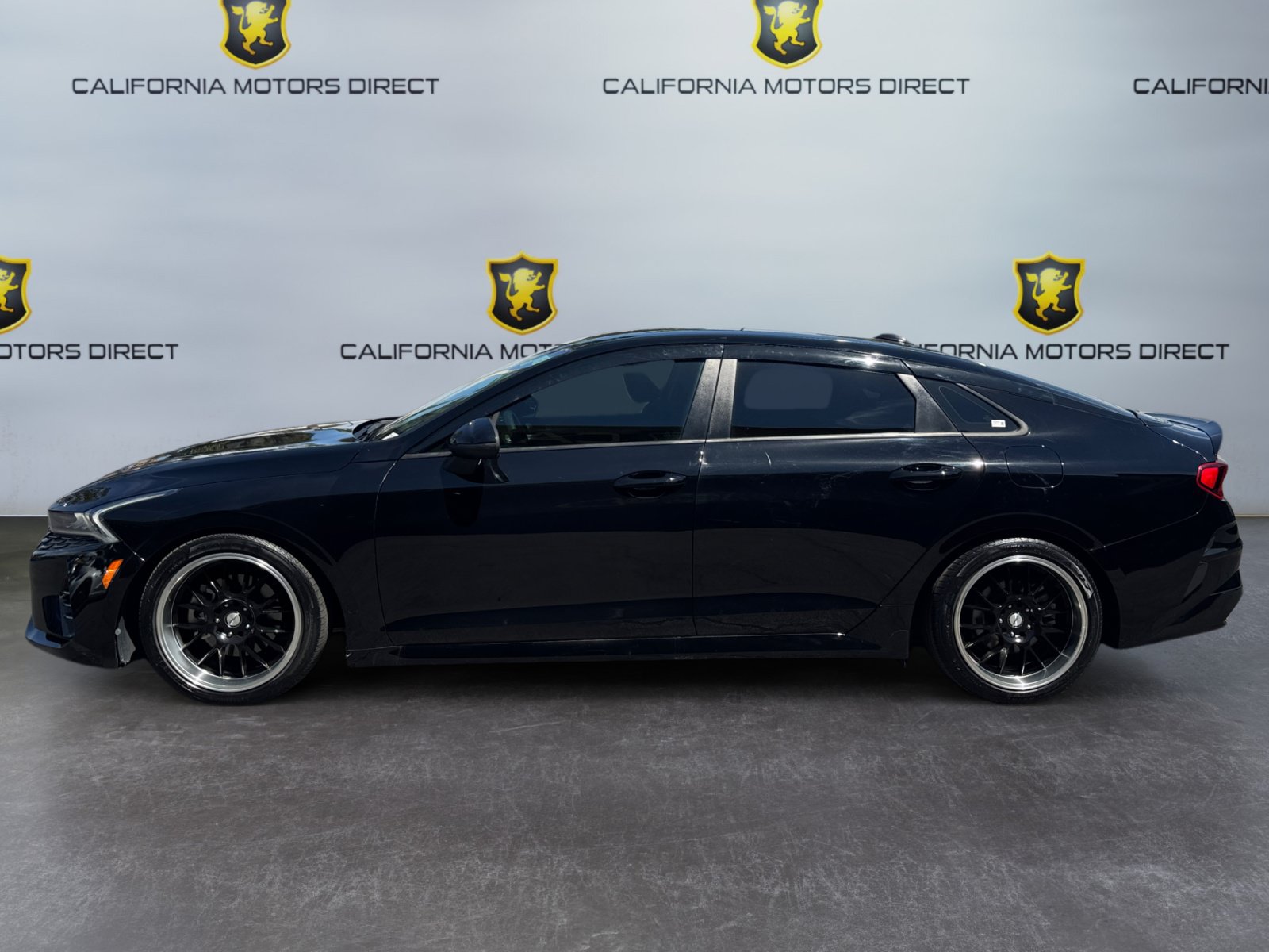 Used 2023 Kia K5 LXS FWD image 2