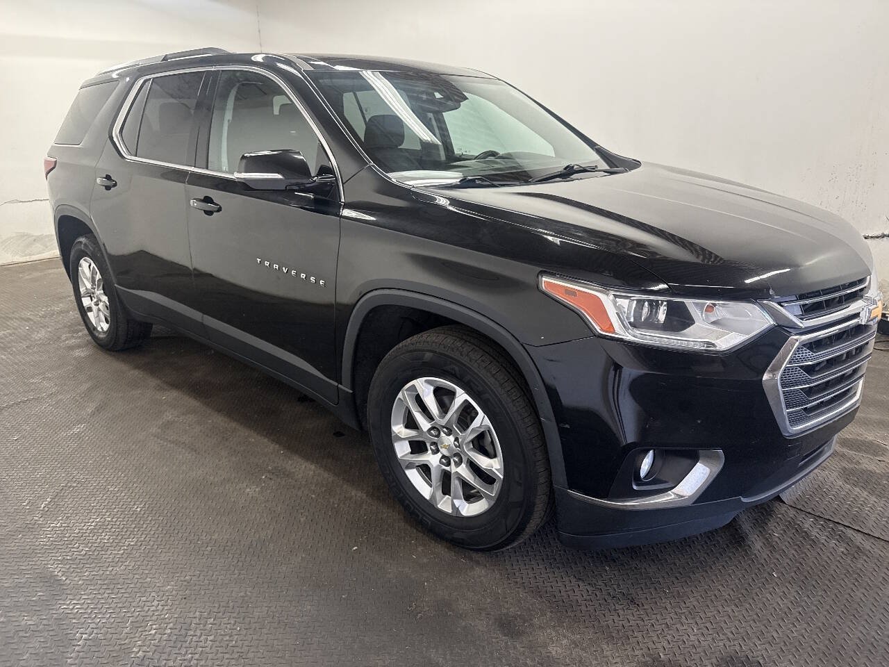 Used 2018 Chevrolet Traverse LT AWD/4WD image 2