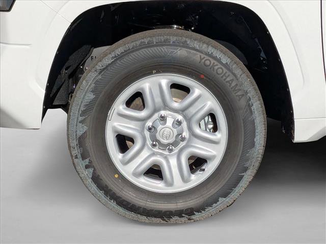 New 2026 Toyota Tundra SR image 10