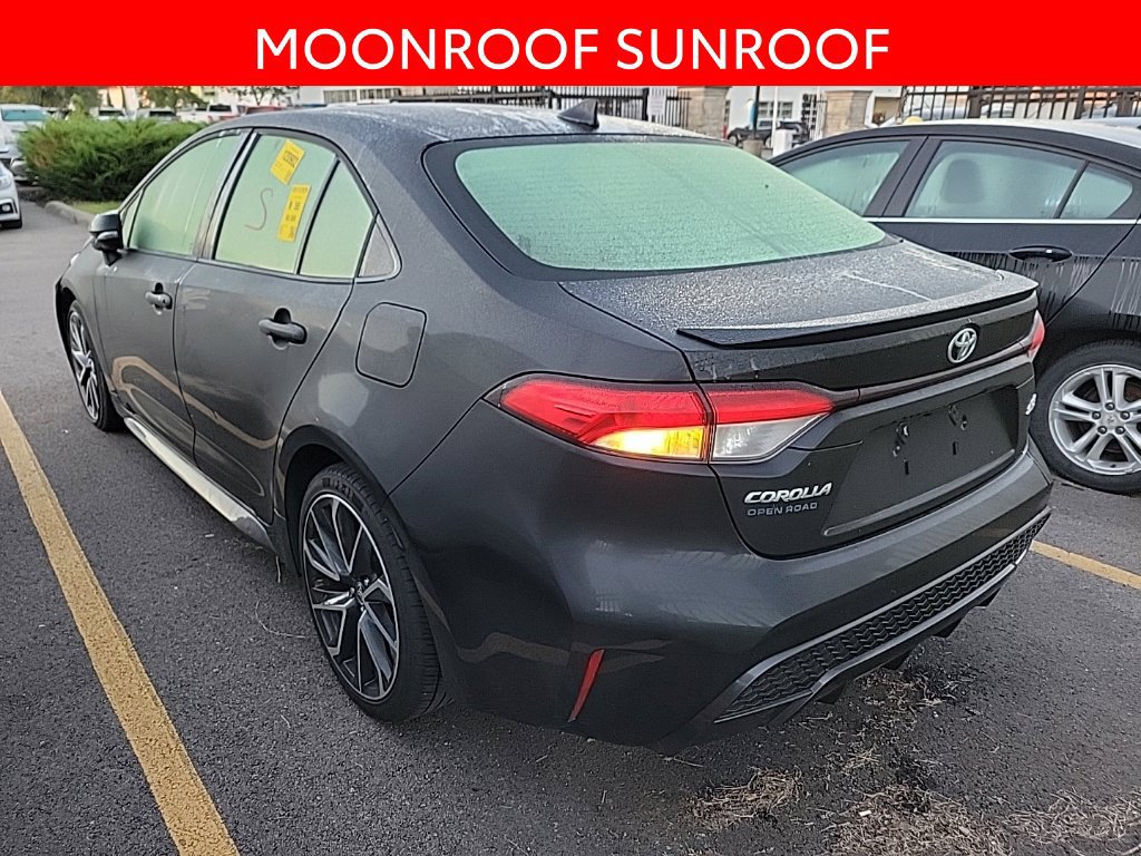 Used 2022 Toyota Corolla SE w/ SE Premium Package FWD image 4