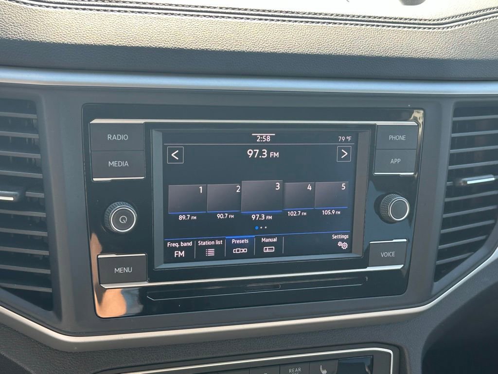 Certified 2022 Volkswagen Atlas SE image 30