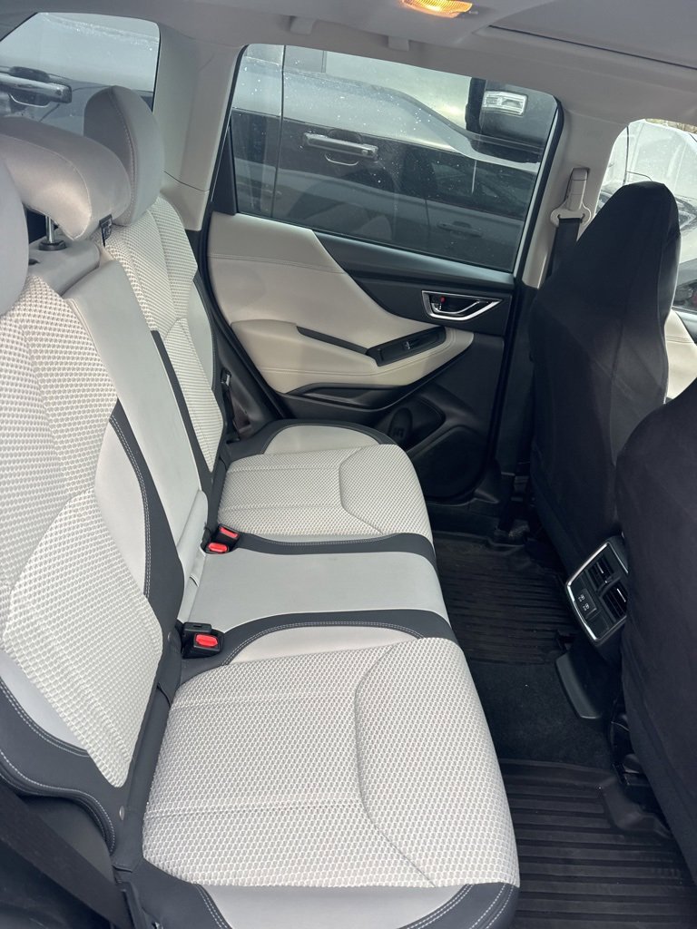Used 2020 Subaru Forester Premium image 8