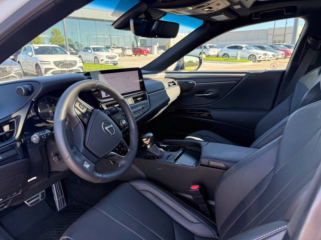 Used 2024 Lexus ES 350 F Sport FWD image 12