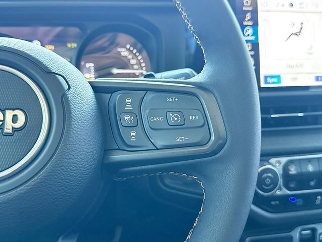 Used 2024 Jeep Wrangler Willys AWD/4WD image 34