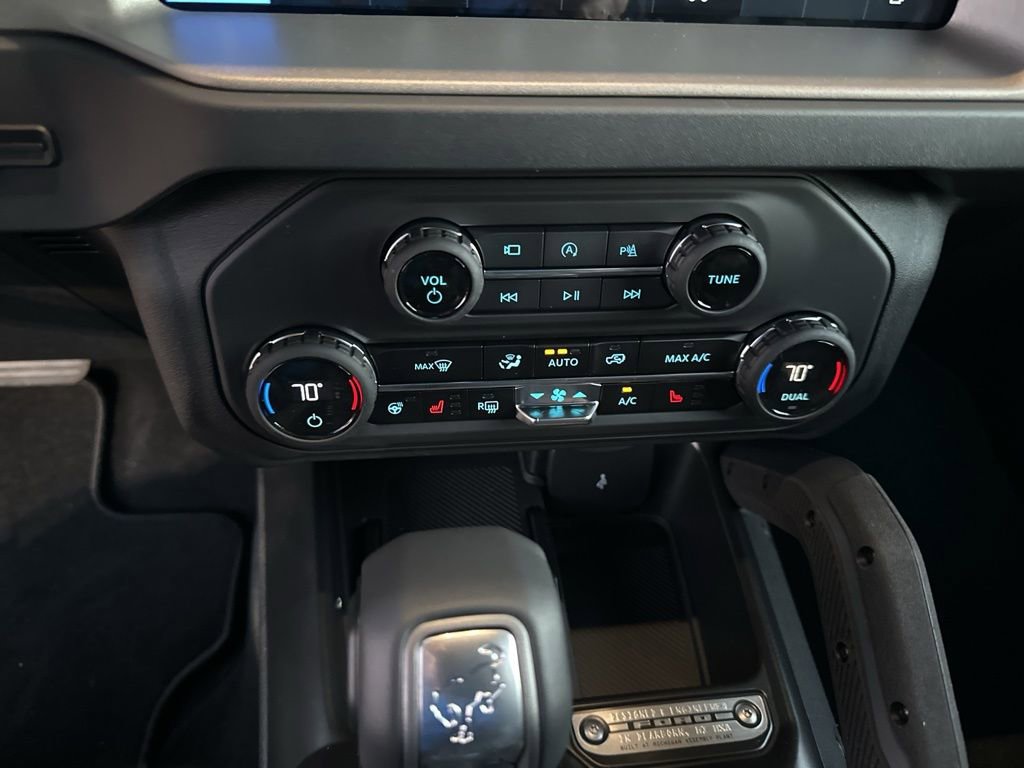 New 2026 Ford Bronco Outer Banks w/ Sasquatch Package image 23