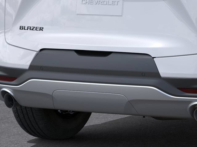 New 2026 Chevrolet Blazer LT w/ Convenience Package FWD image 16