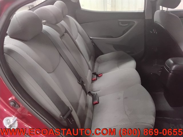 Used 2015 Hyundai Elantra SE w/ Option Group 02 FWD image 15