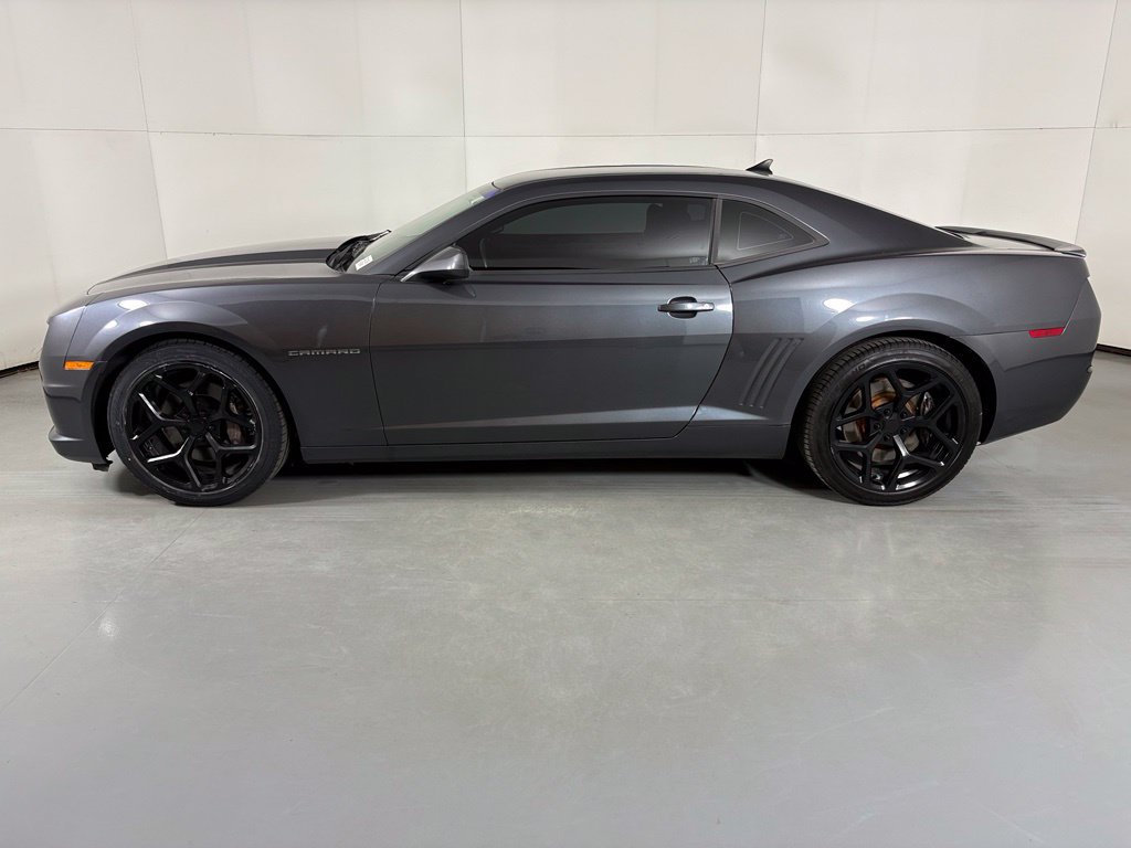 Used 2011 Chevrolet Camaro SS RWD image 5