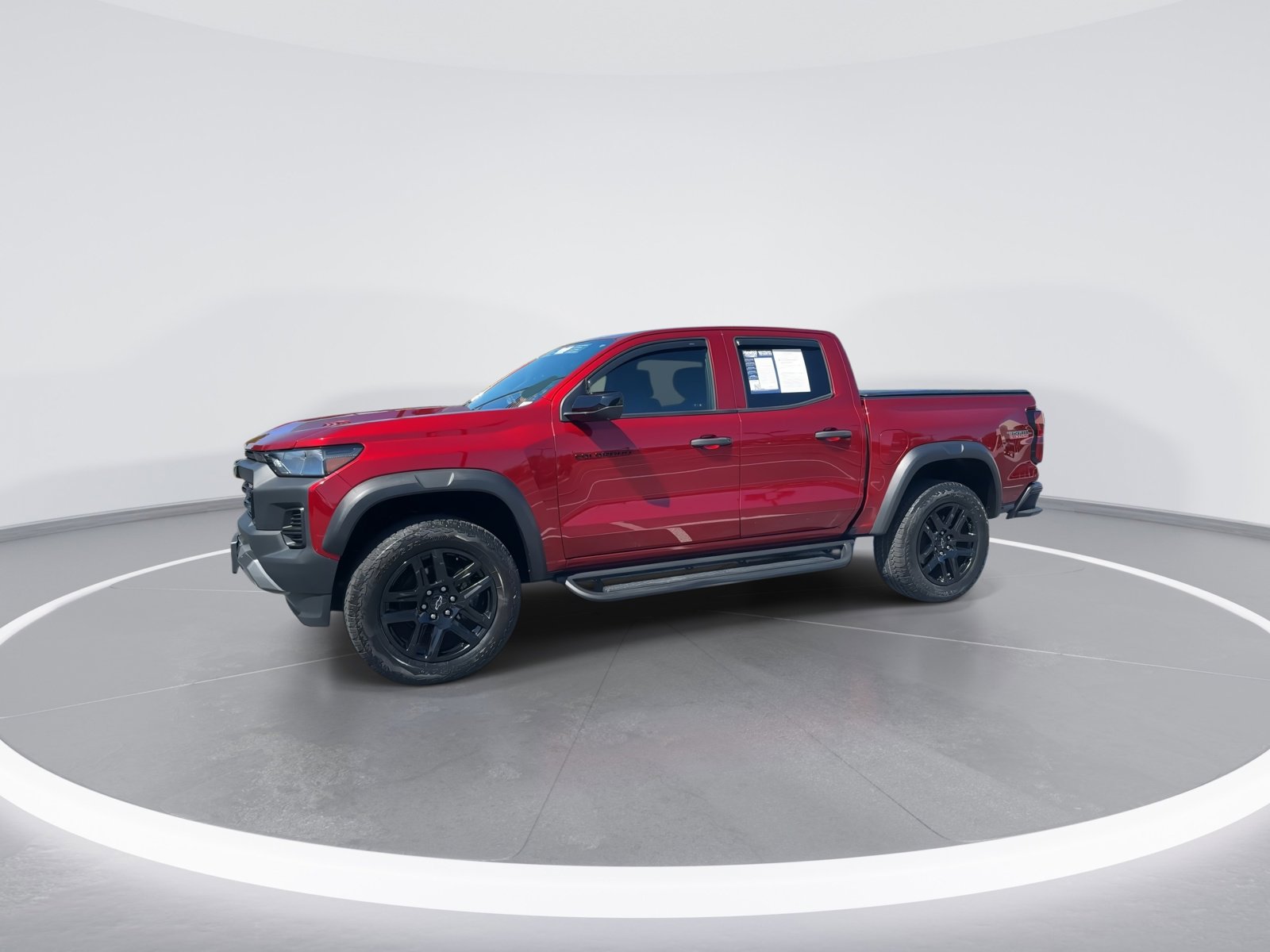 Used 2024 Chevrolet Colorado Trail Boss w/ Technology Package AWD/4WD image 5