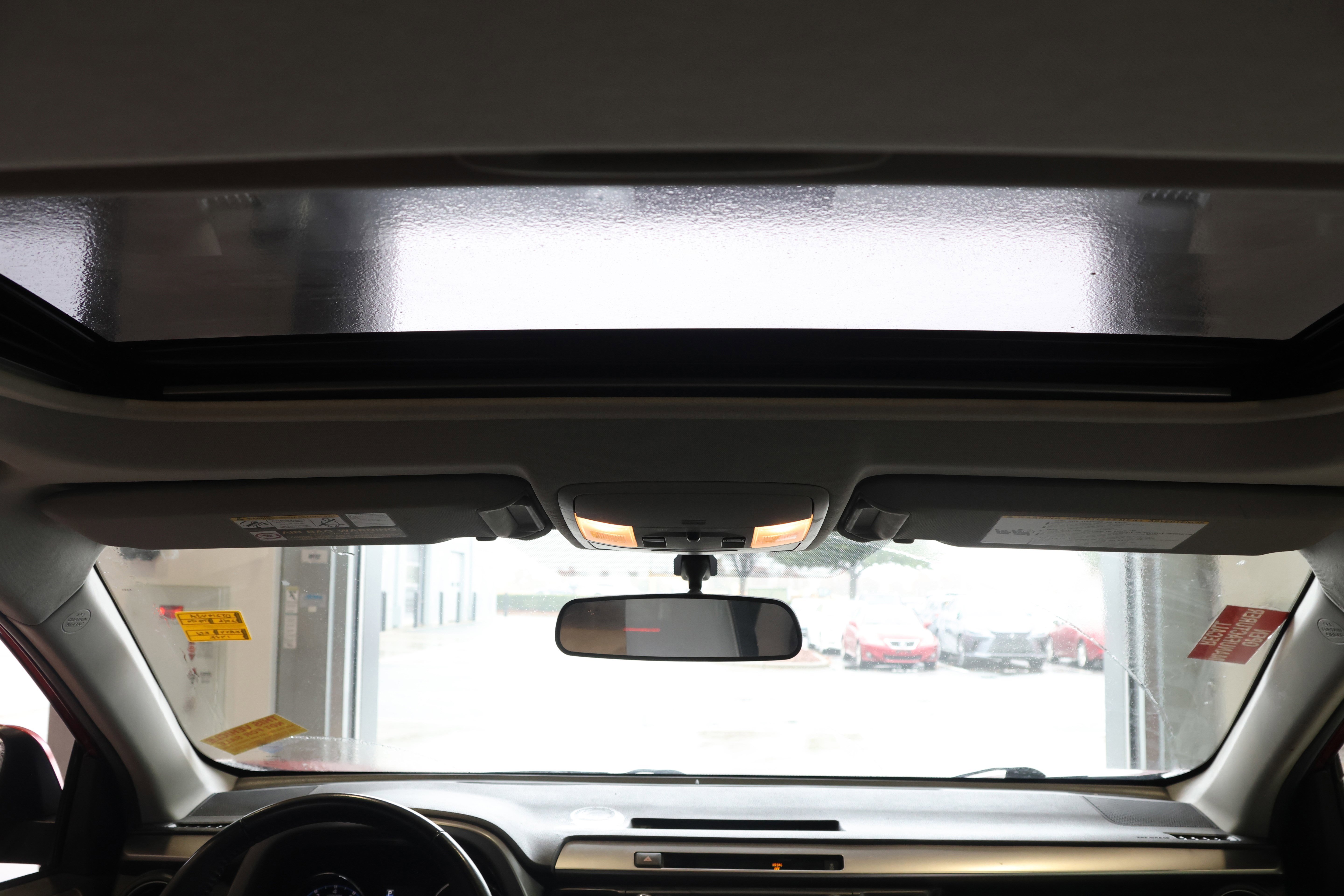 Used 2016 Toyota RAV4 XLE image 28