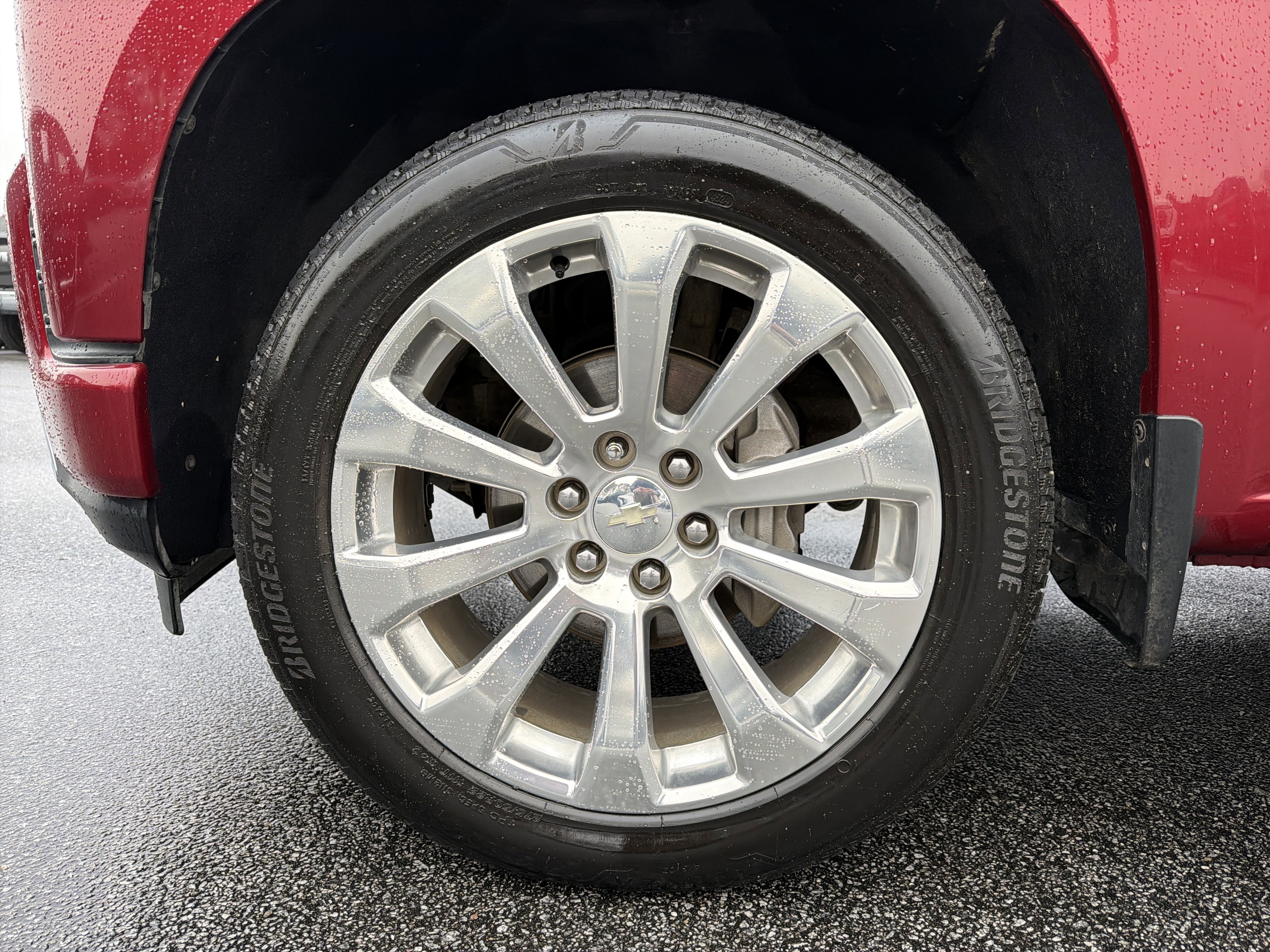 Used 2019 Chevrolet Silverado 1500 High Country w/ Technology Package image 12