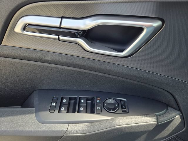 New 2026 Kia Sportage SX FWD image 8