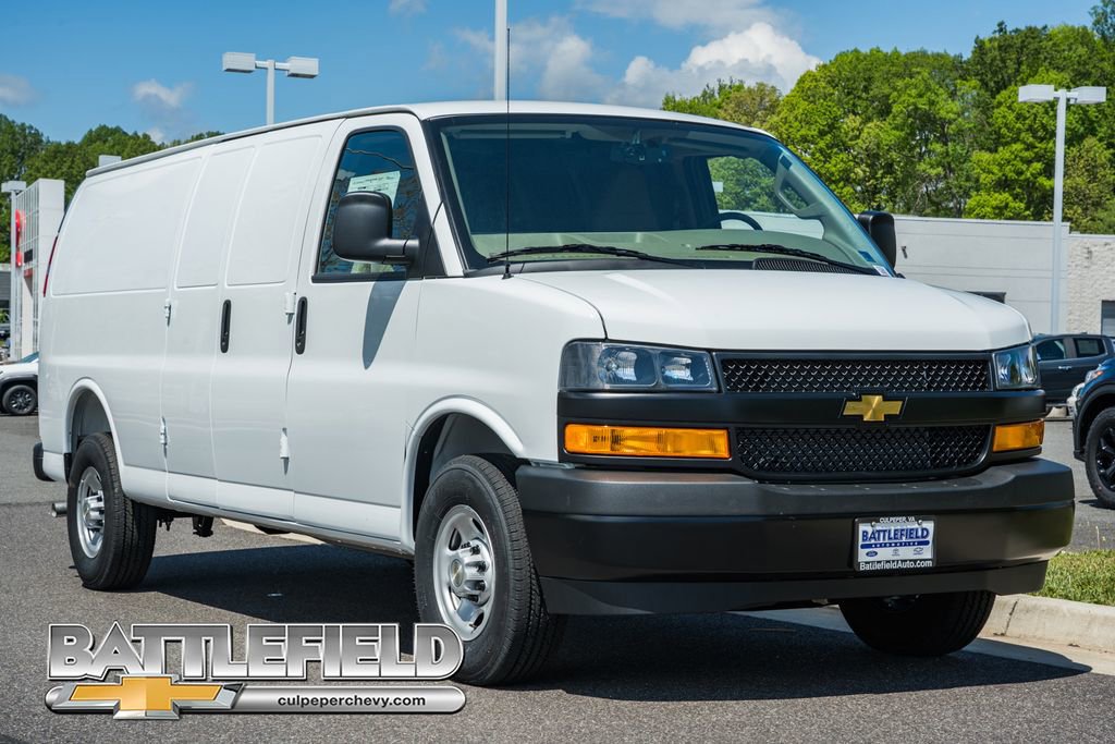 New 2026 Chevrolet Express 2500 Extended w/ Driver Convenience Package RWD image 1