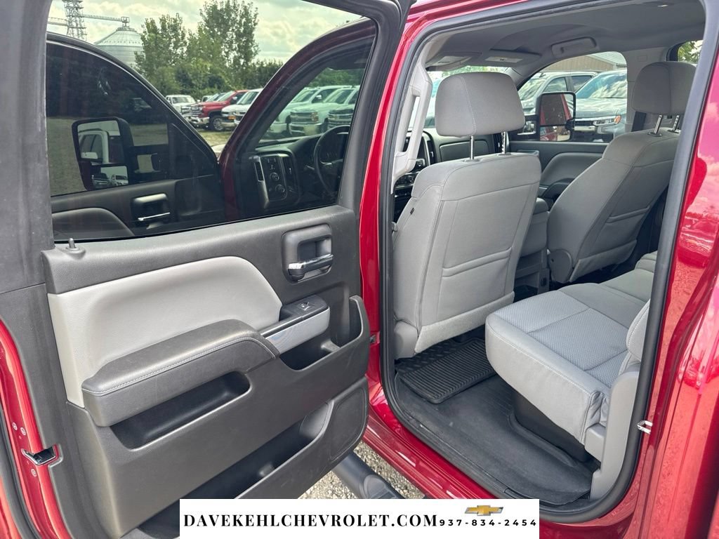 Used 2018 Chevrolet Silverado 1500 LT w/ All Star Edition AWD/4WD image 18