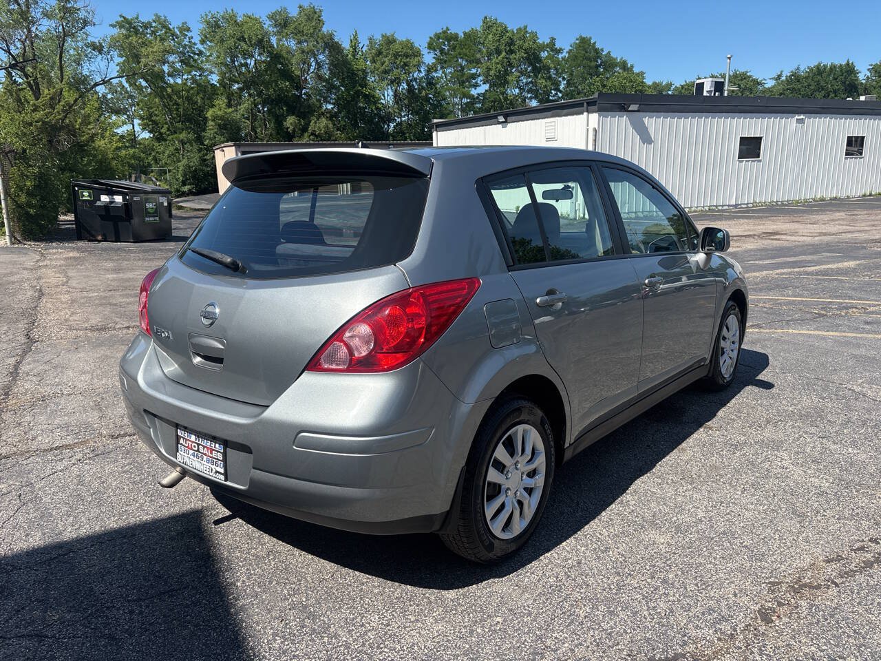 Used 2009 Nissan Versa 1.8 S w/ PWR Pkg FWD image 5