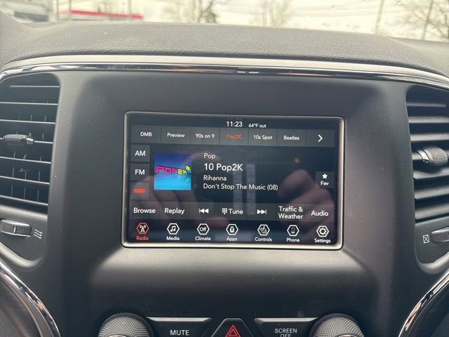 Used 2020 Jeep Grand Cherokee Laredo AWD/4WD image 17