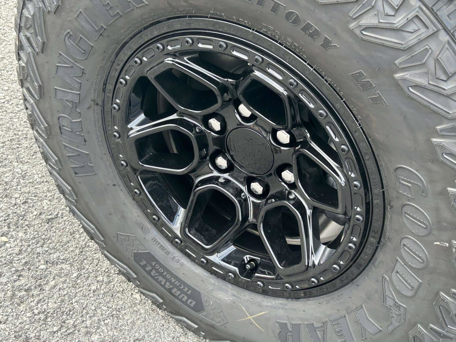 New 2026 Chevrolet Colorado ZR2 w/ ZR2 Bison Edition image 9