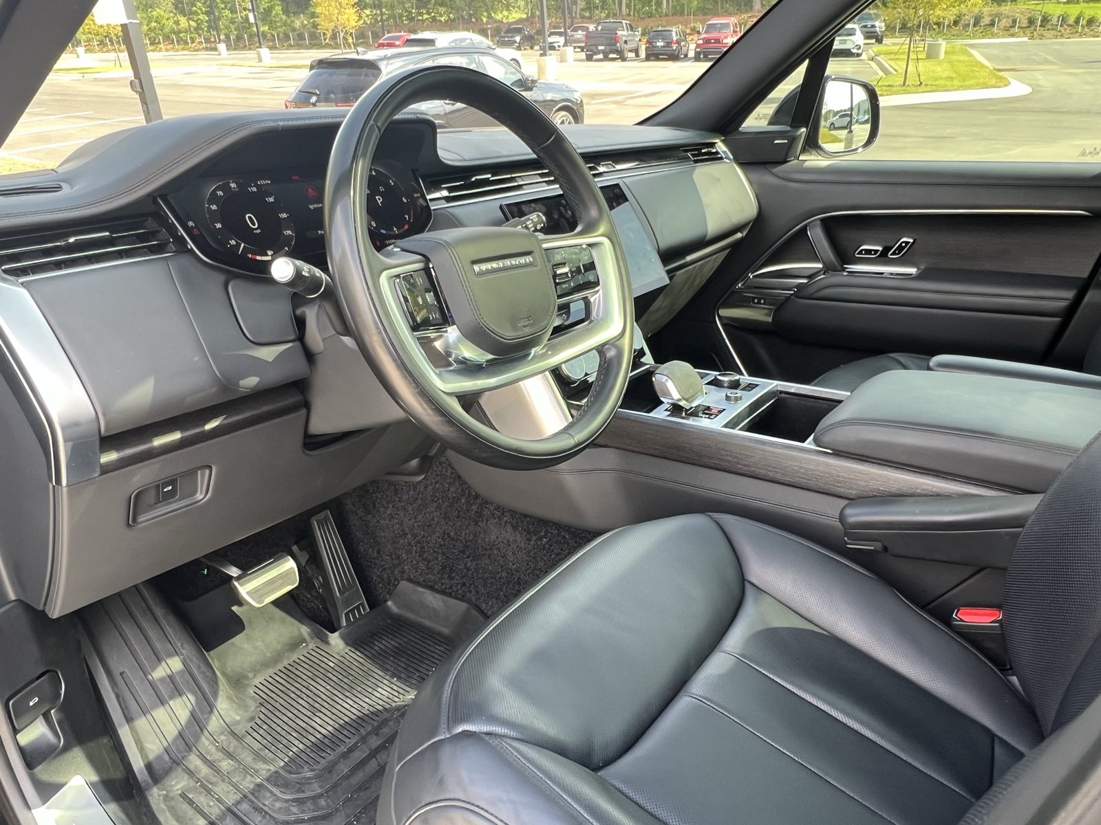 Used 2023 Land Rover Range Rover SE AWD/4WD image 16