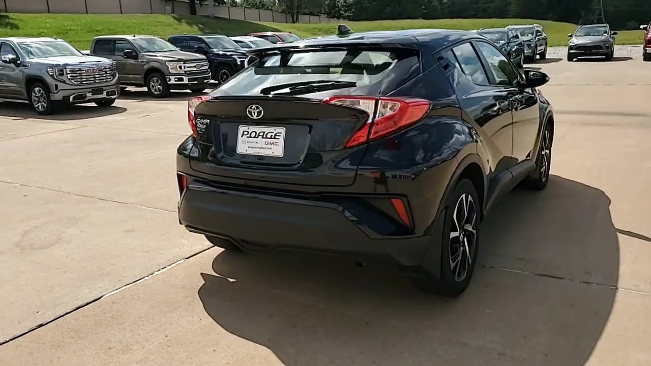 Used 2019 Toyota C-HR XLE FWD image 8
