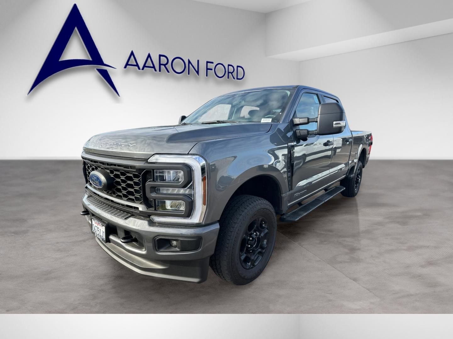 Used 2024 Ford F250 XL w/ STX Appearance Package AWD/4WD image 2