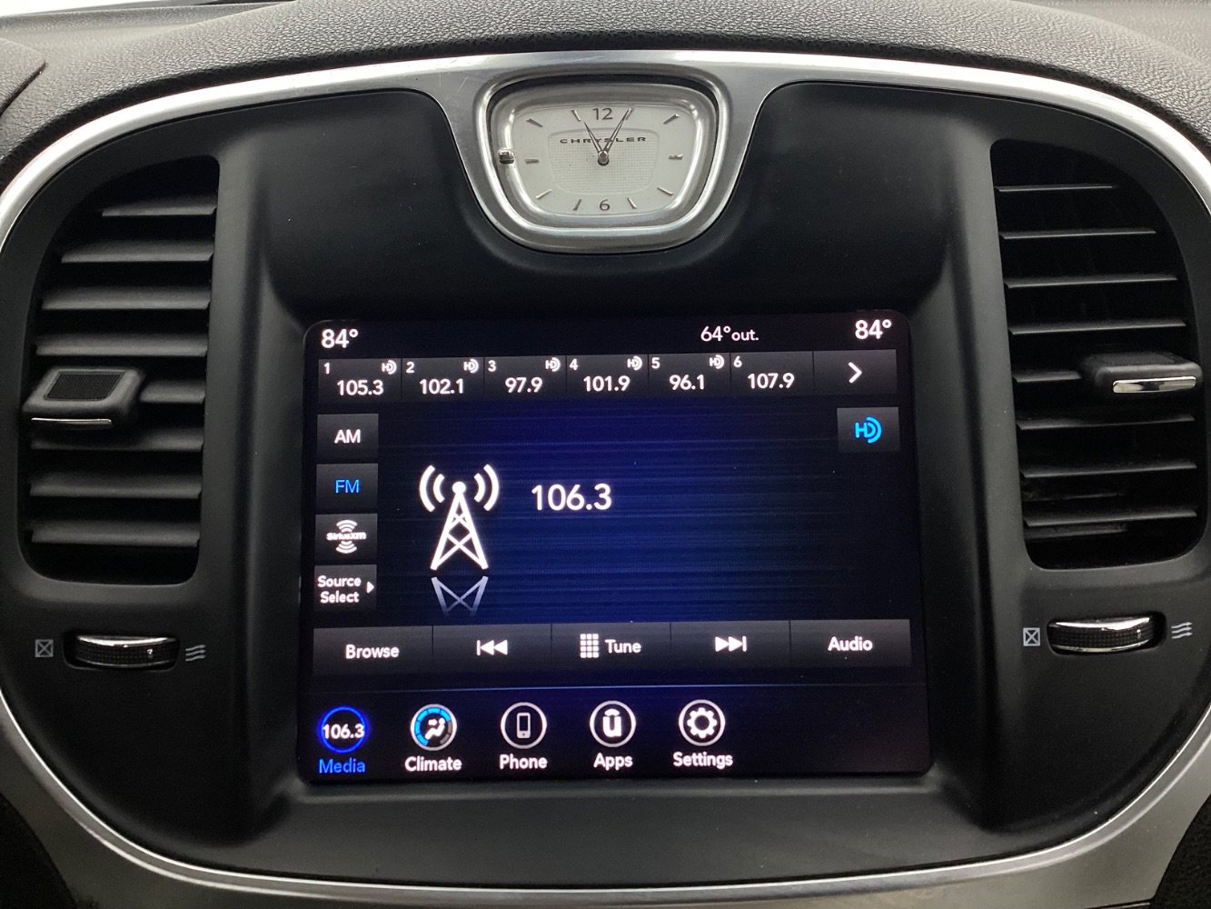 Used 2021 Chrysler 300 Touring image 34