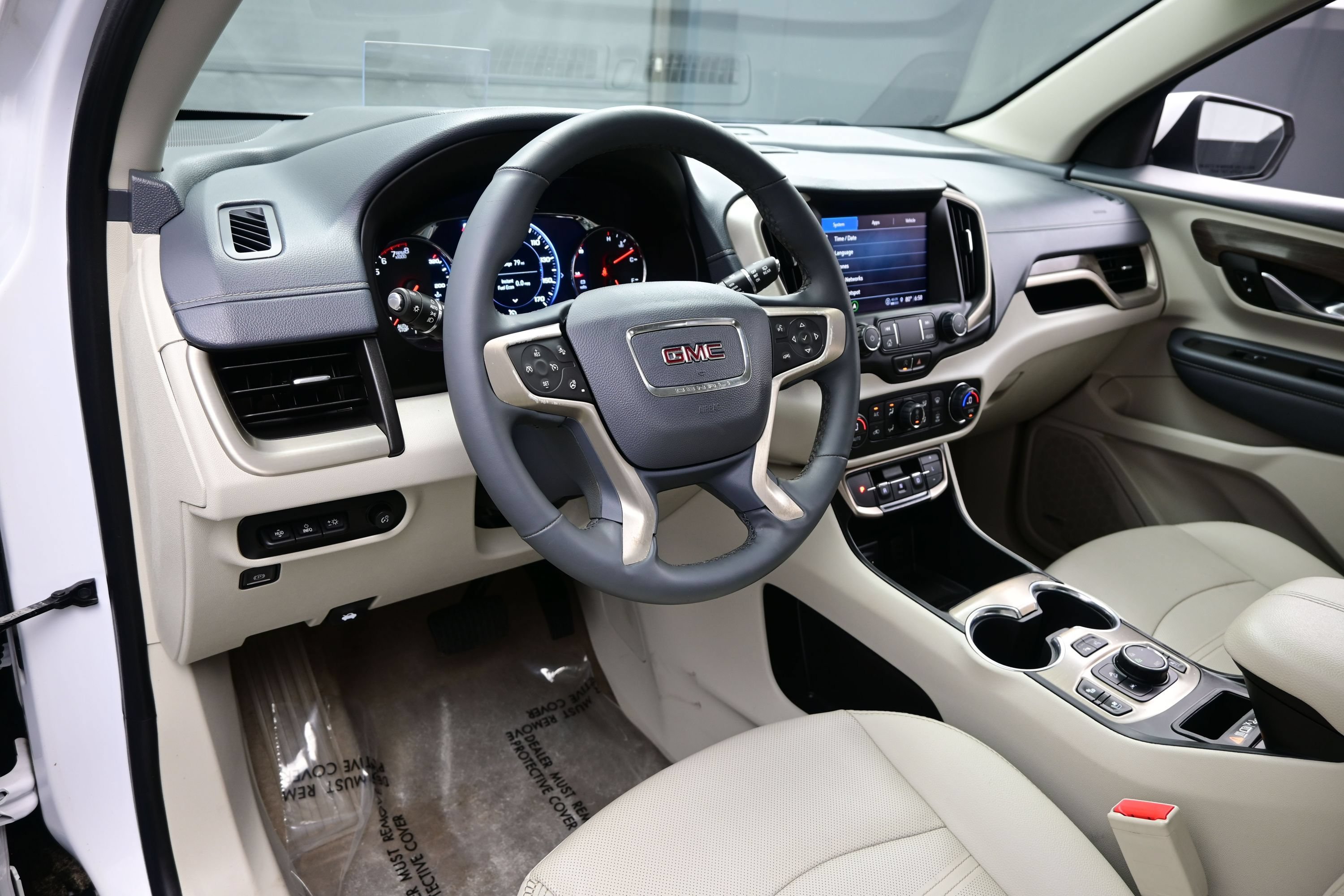 Used 2023 GMC Terrain Denali w/ Denali Premium Package AWD/4WD image 14