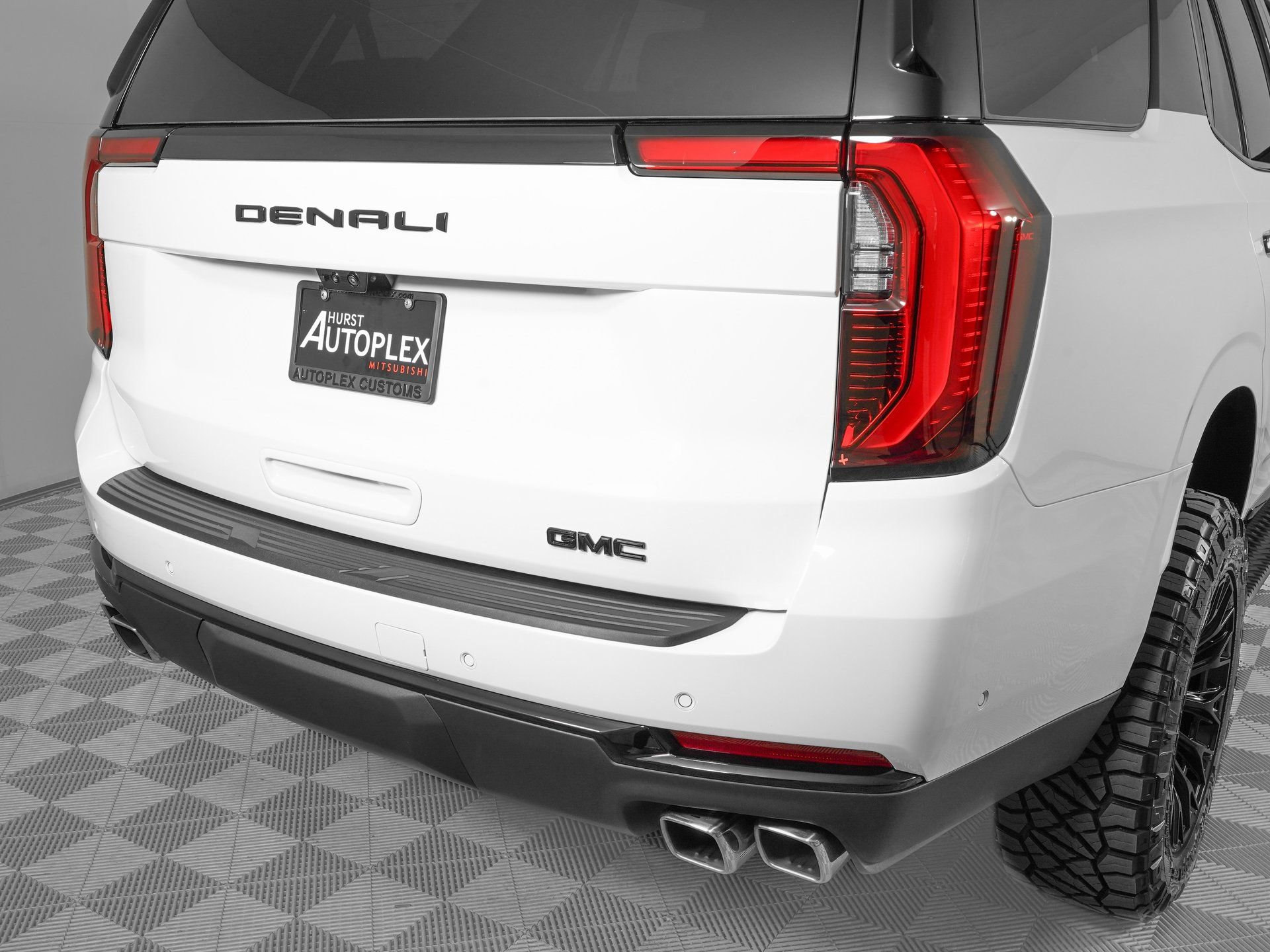 Used 2026 GMC Yukon Denali w/ Advanced Technology Package image 39