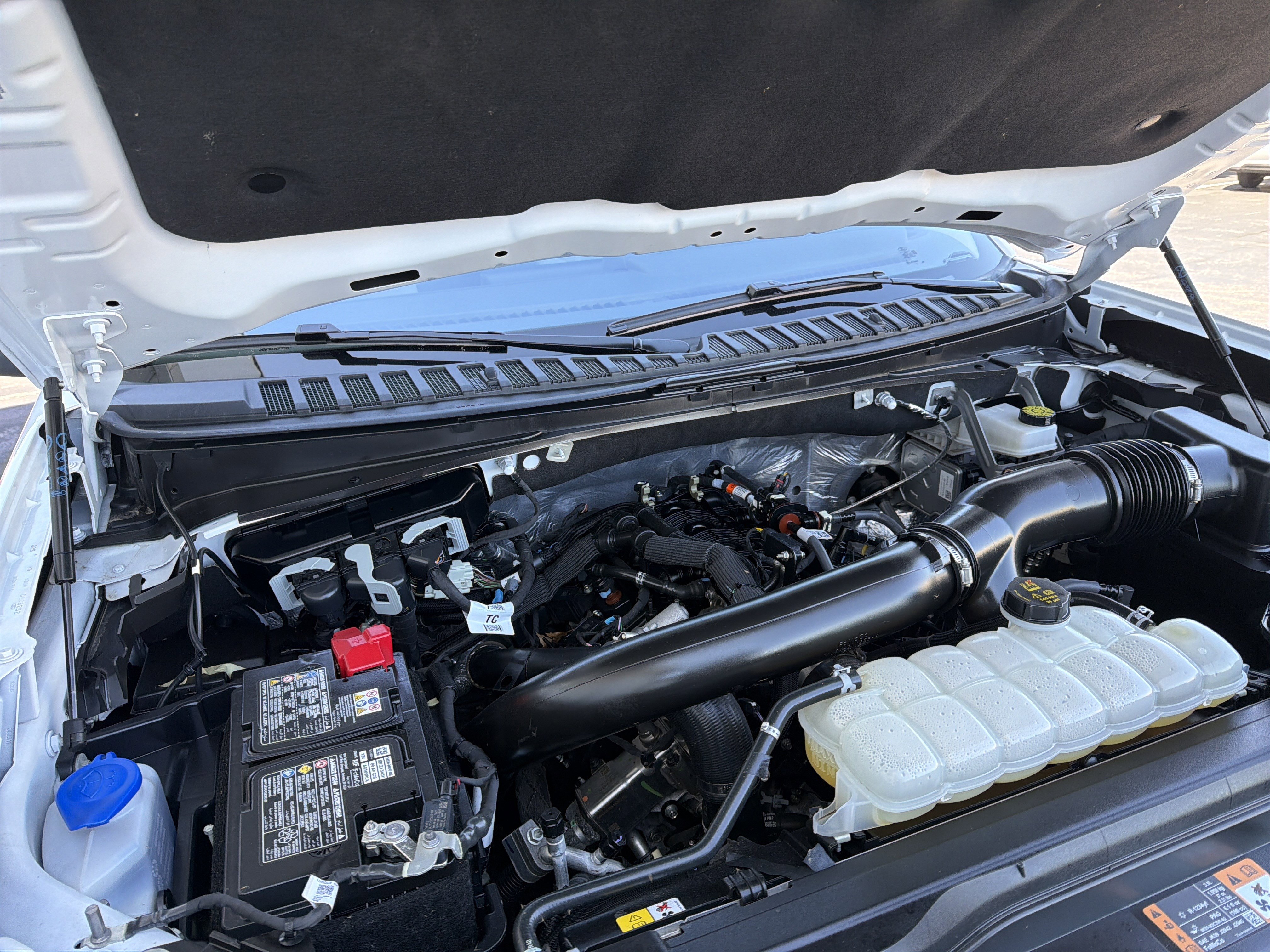 Certified 2025 Ford Expedition Platinum AWD/4WD image 6