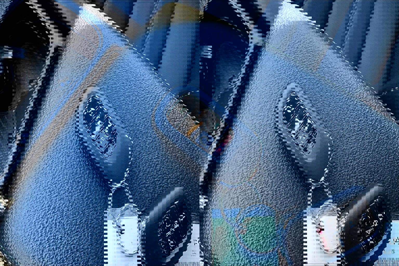 Used 2024 Honda CR-V EX-L image 10