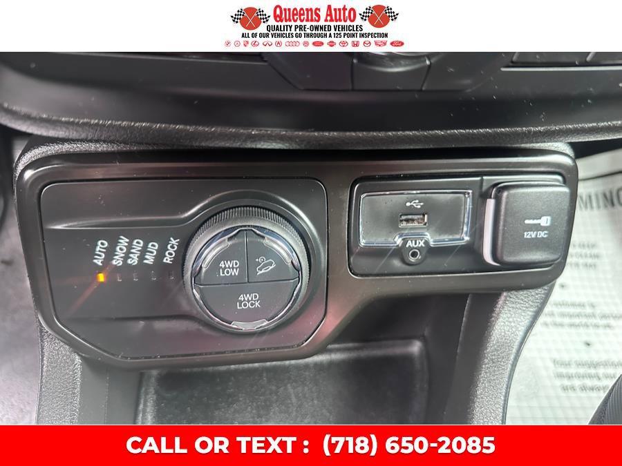 Used 2021 Jeep Renegade Trailhawk image 18