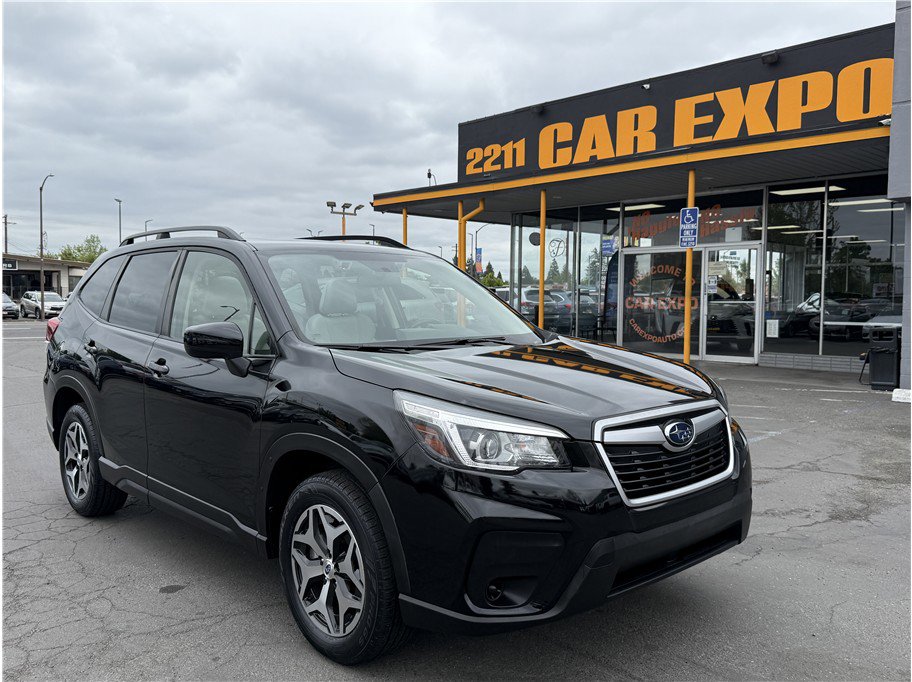 Used 2020 Subaru Forester Premium image 23