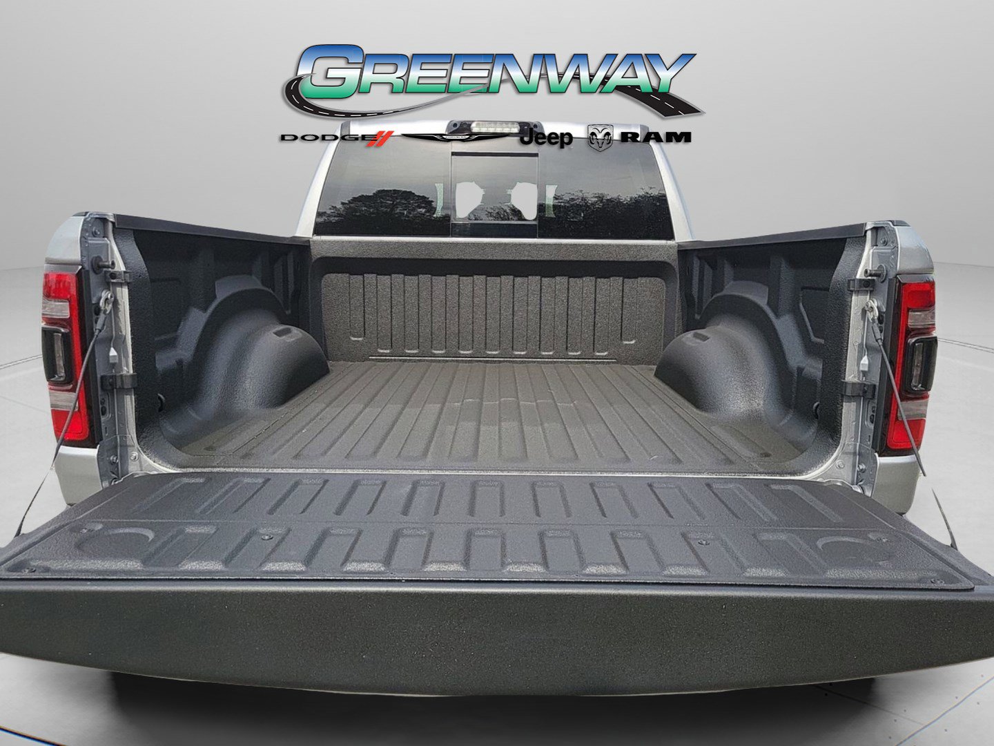 Used 2024 RAM 1500 Big Horn AWD/4WD image 7