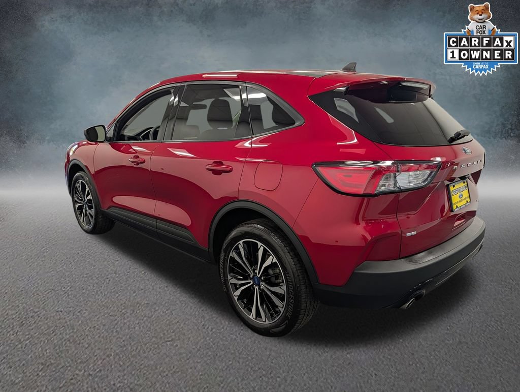 Used 2022 Ford Escape SE w/ SE Sport Appearance Package AWD/4WD image 6