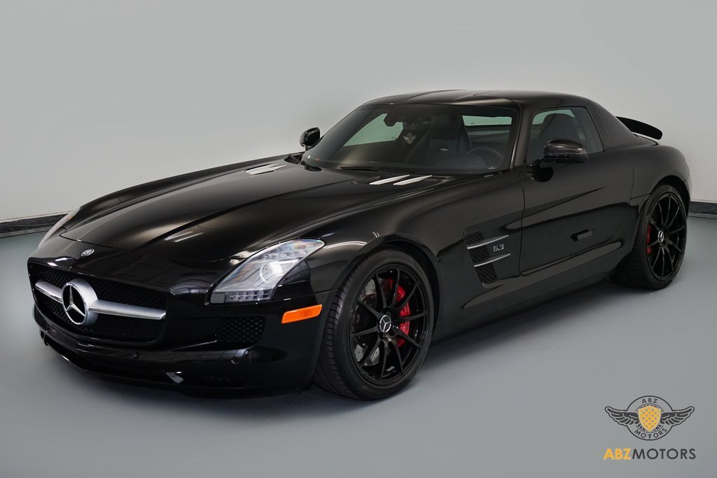 Used 2011 Mercedes-Benz SLS AMG Coupe image 3