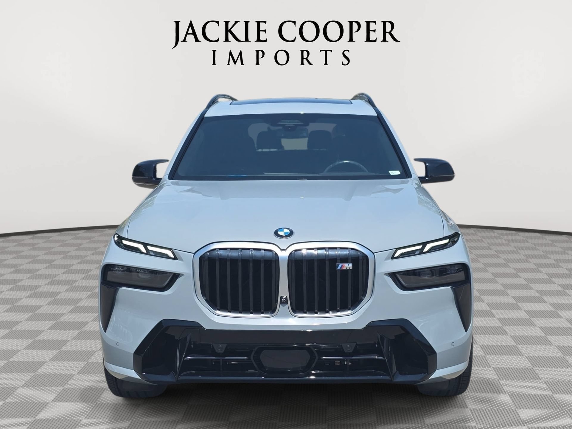 Used 2024 BMW X7 M60i AWD/4WD image 2