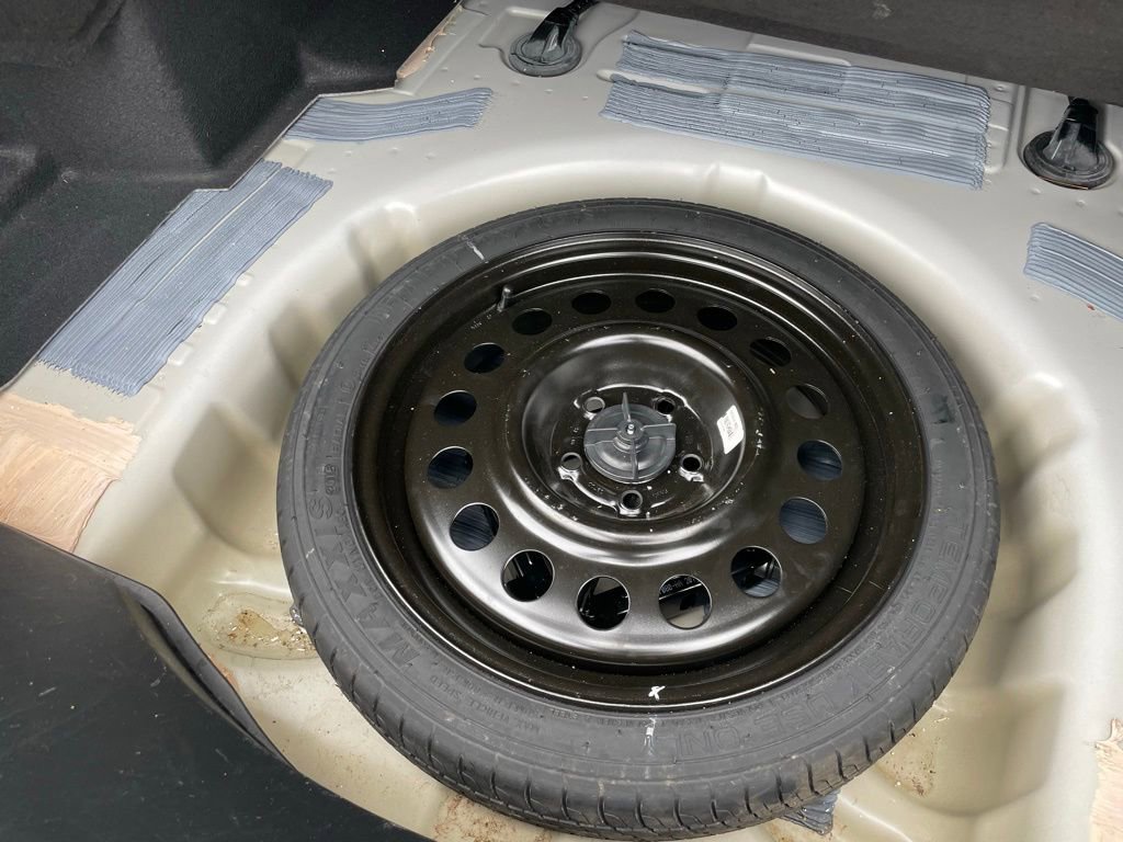 Used 2016 Lincoln MKZ w/ Equipment Group 300A Reserve image 34