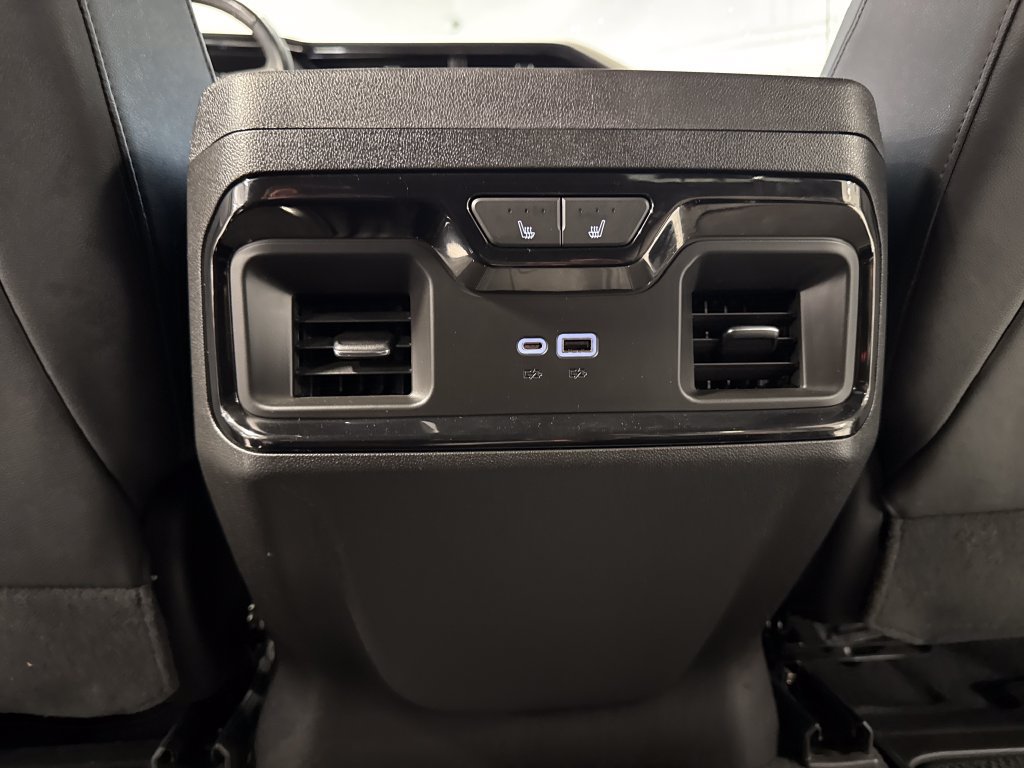 Used 2024 GMC Sierra 1500 AT4 AWD/4WD image 43