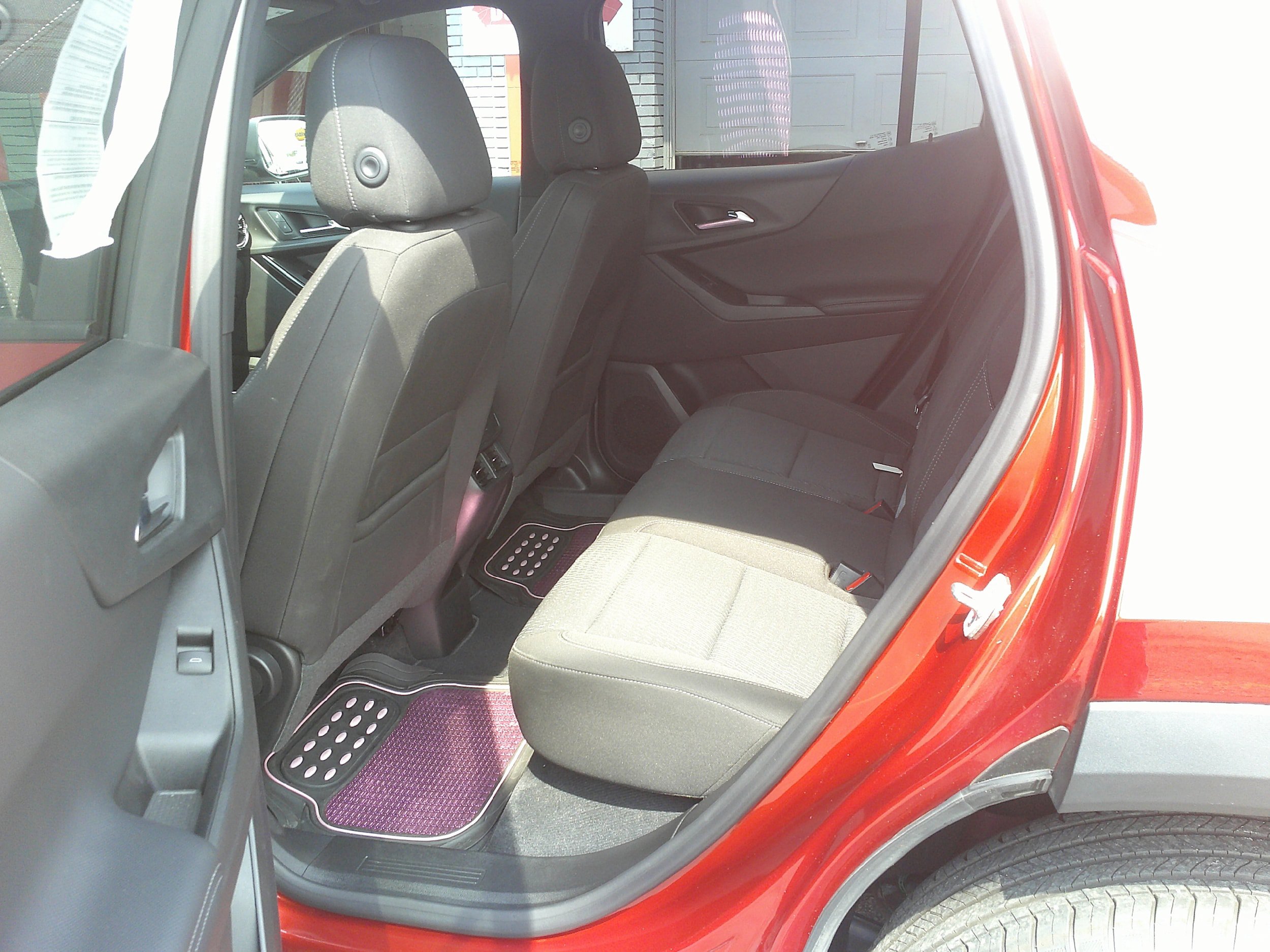 Used 2026 Chevrolet Equinox LT AWD/4WD image 19