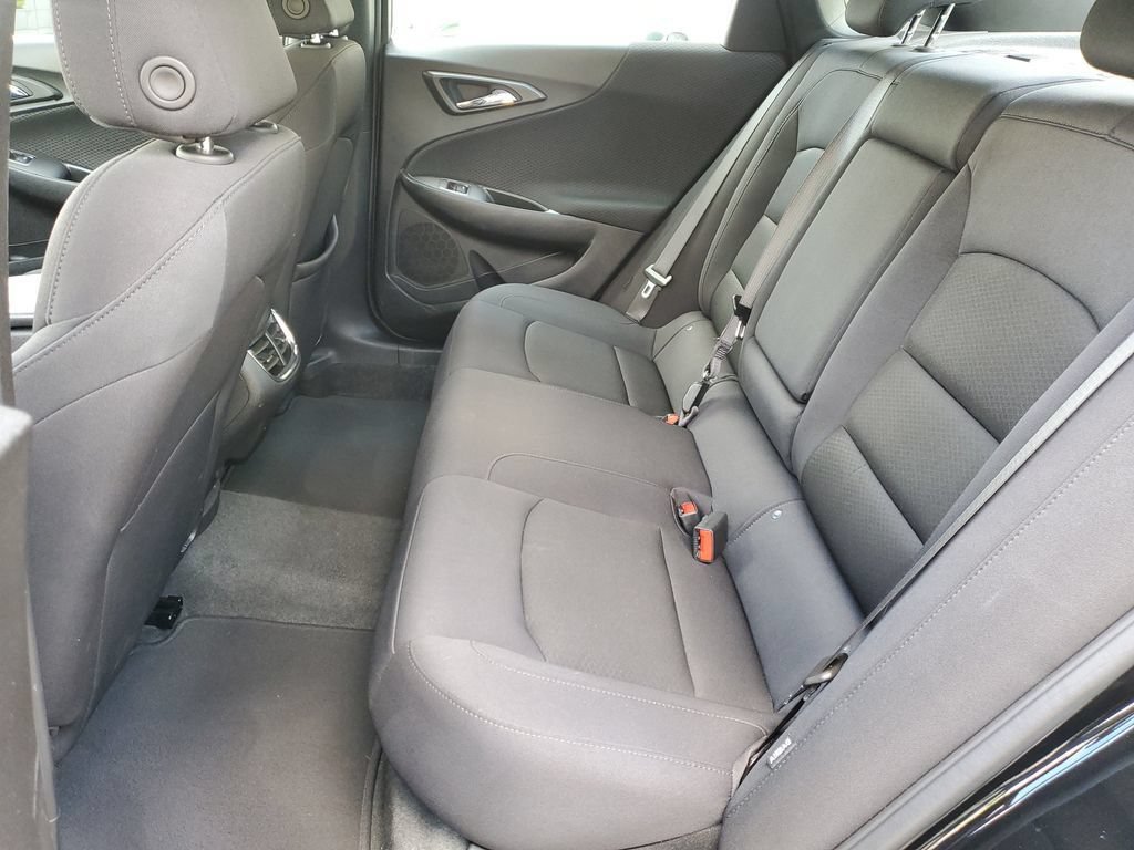 Used 2024 Chevrolet Malibu LT FWD image 11