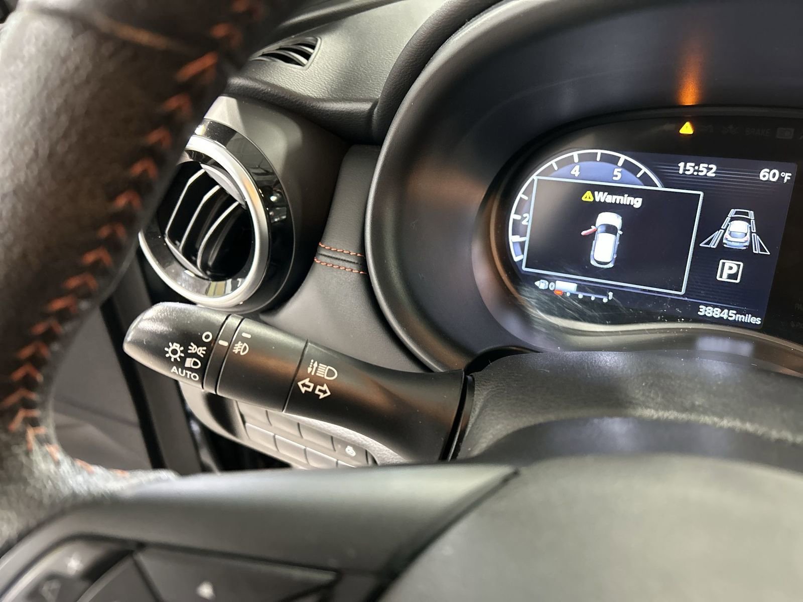 Certified 2022 Nissan Kicks SR w/ Premium Package FWD image 23