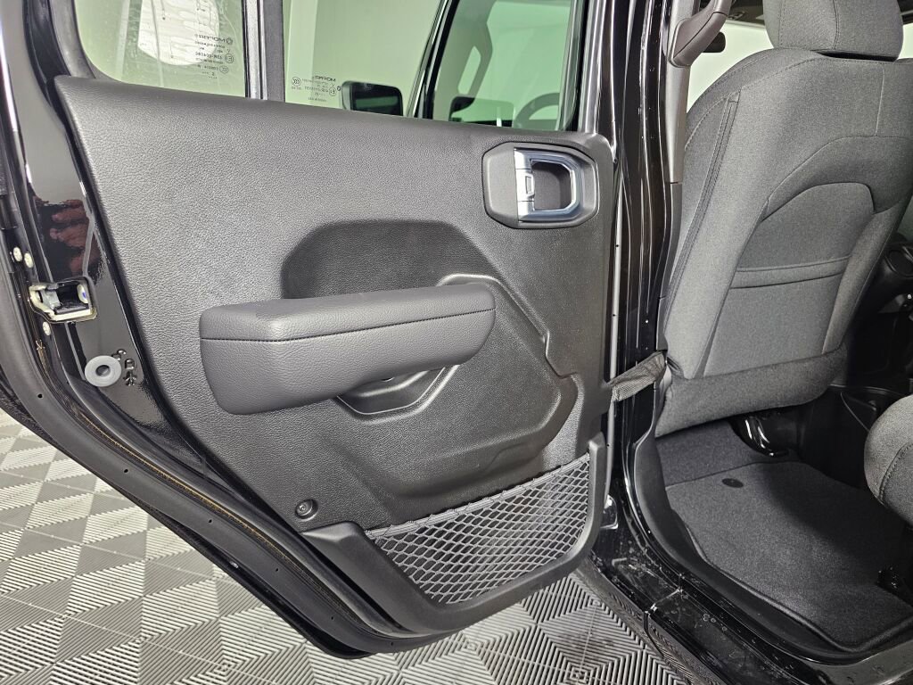 New 2026 Jeep Wrangler Unlimited Sport AWD/4WD image 31
