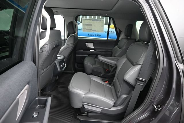 New 2026 Ford Expedition Active RWD image 12