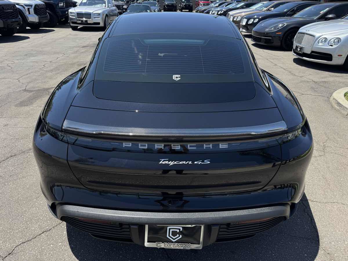 Used 2021 Porsche Taycan RWD image 5
