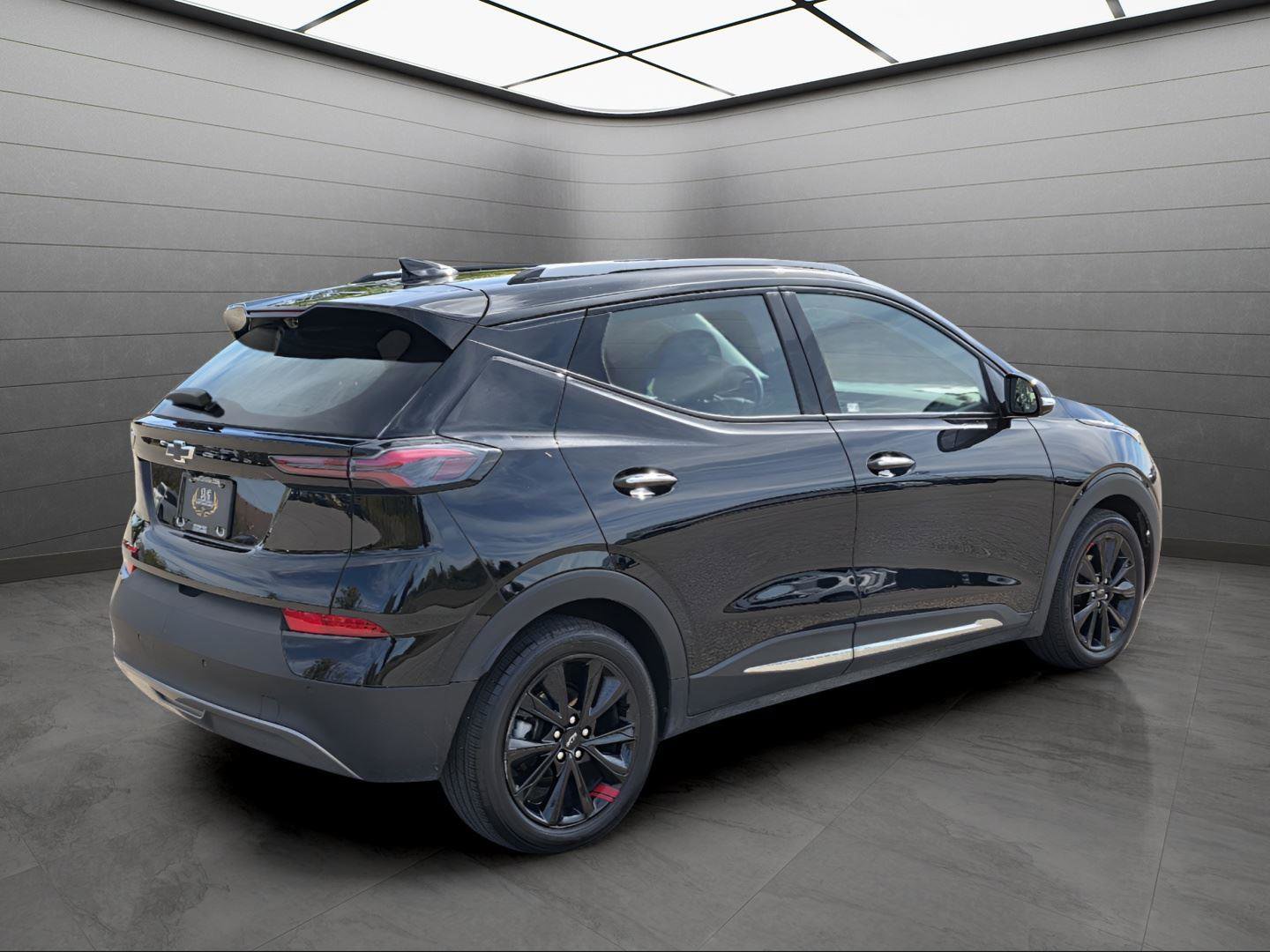 Used 2023 Chevrolet Bolt EUV Premier w/ Sun & Sound Package image 3