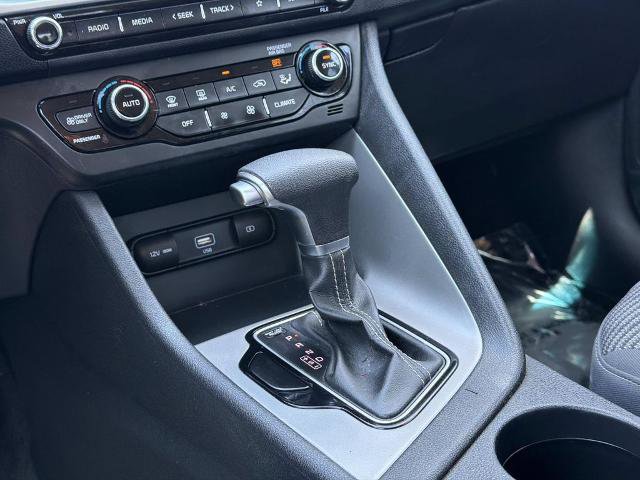 Used 2021 Kia Niro LX image 16