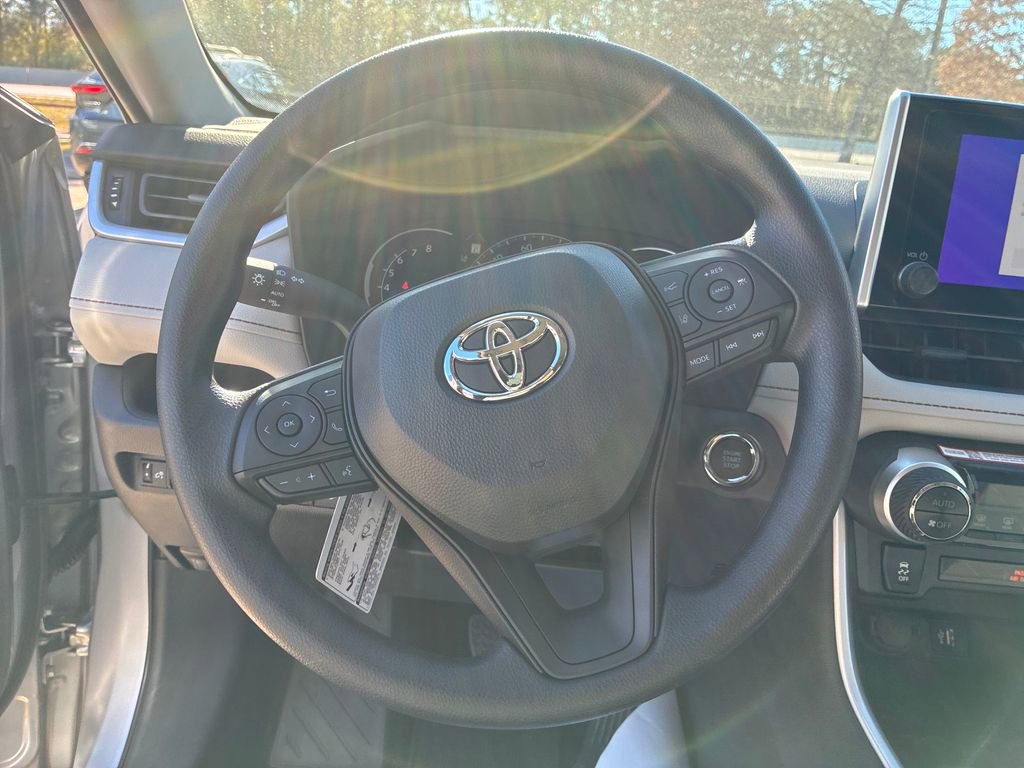 New 2025 Toyota RAV4 XLE image 21